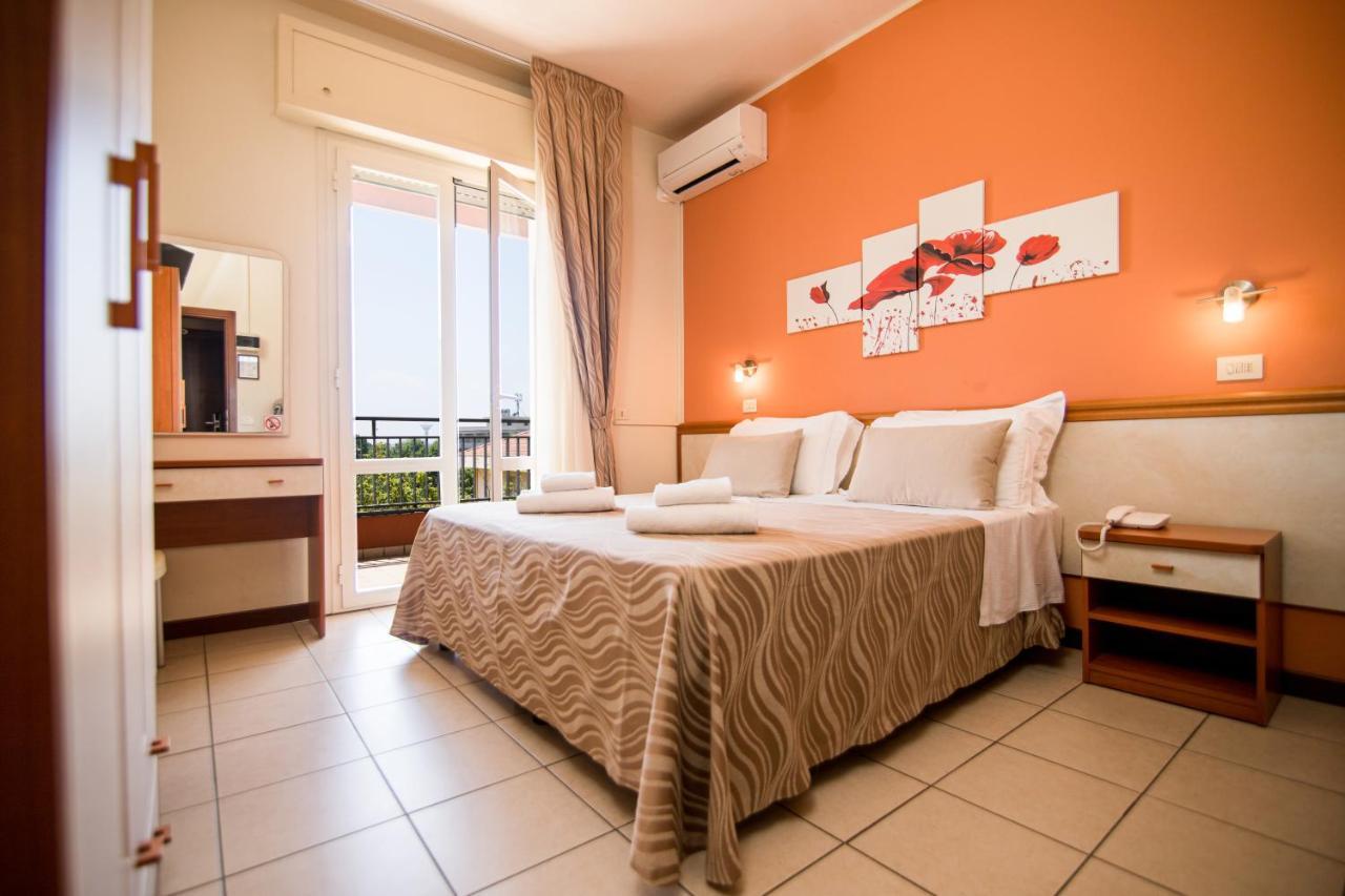 Unique Hotel Cesenatico Eksteriør bilde