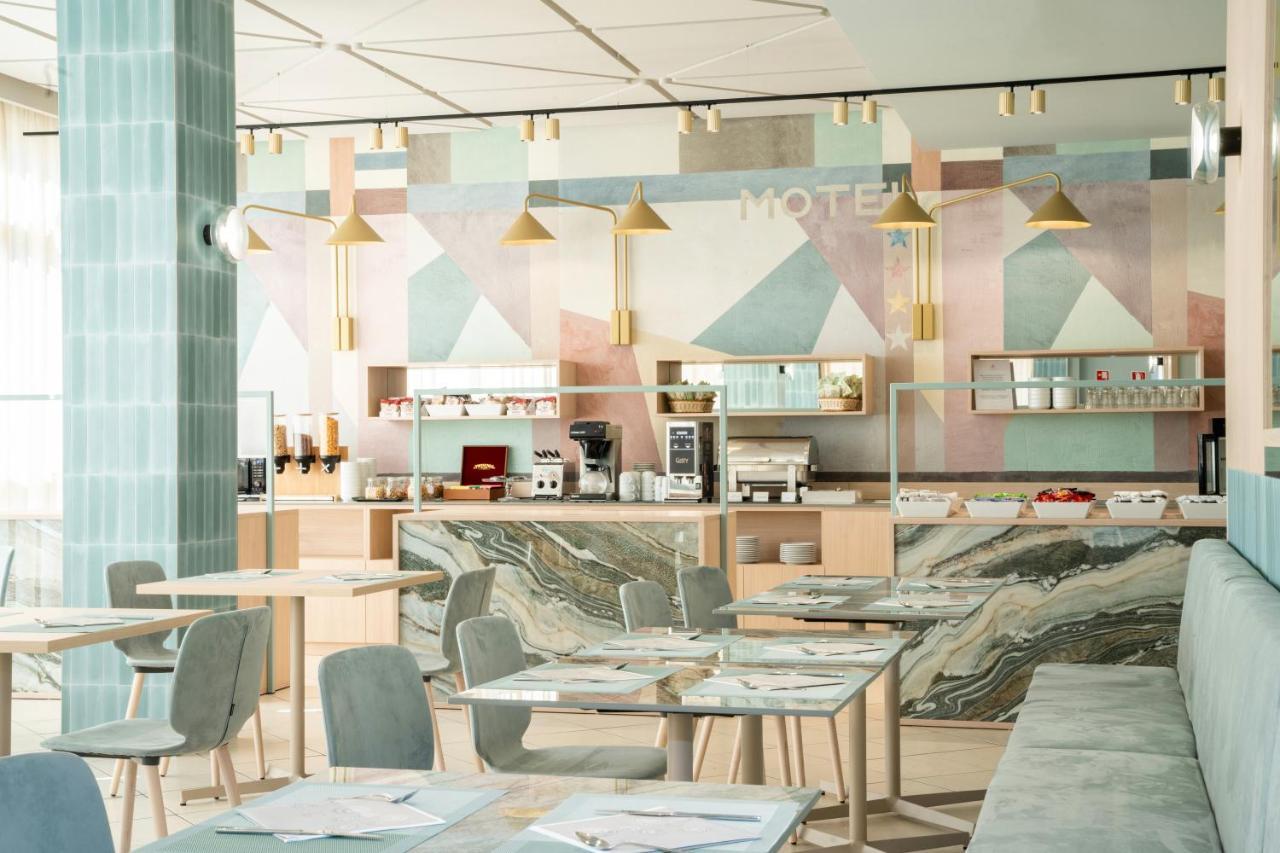 Unique Hotel Cesenatico Eksteriør bilde