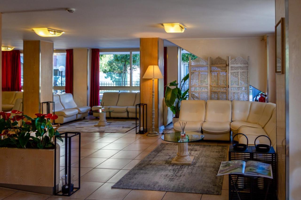 Unique Hotel Cesenatico Eksteriør bilde